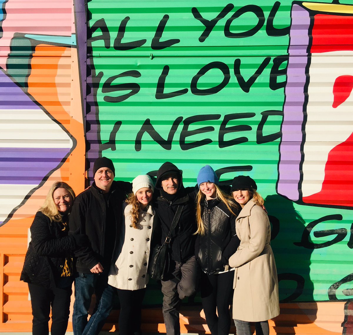RealNYTours's tweet photo. Independence Kansas spreading the love with Luke today on our NYC in a Day. Thanks for all the laughs!!
#realnewyorktours #realnewyork #worldtradecenter #nyctourism #nycwalkingtours #newyorkcity https://t.co/iPDP0mMzrV