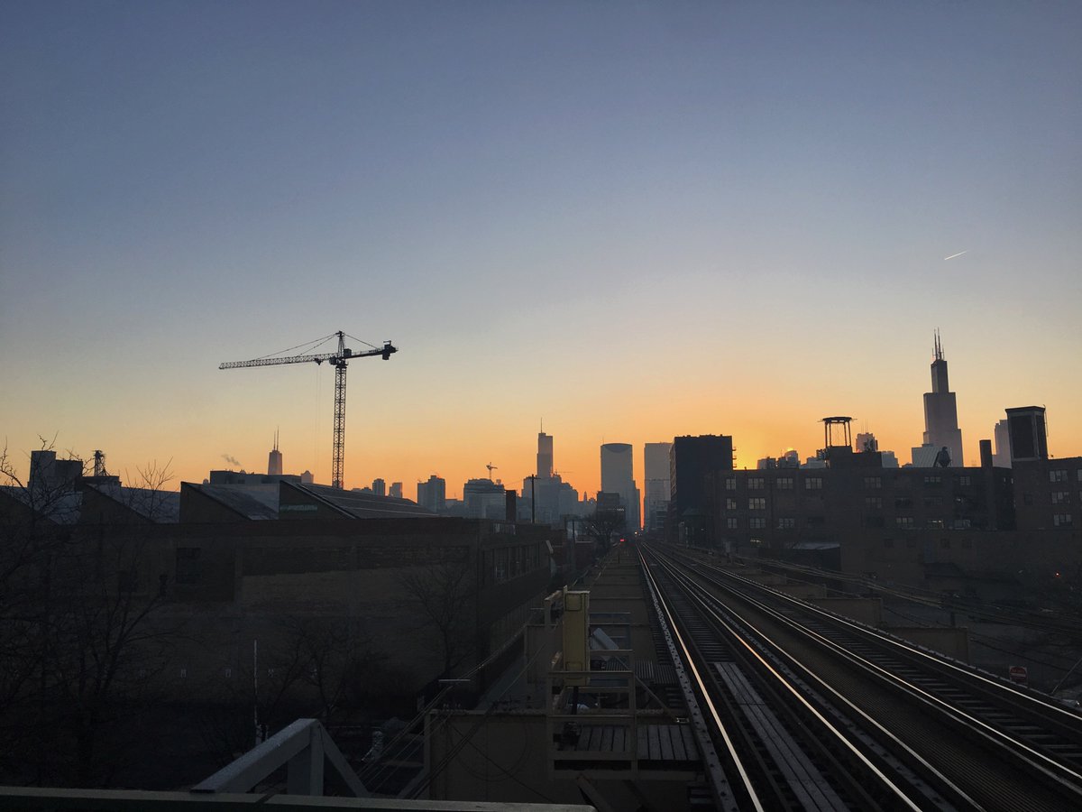 Thanks to our team at Fulton & Ogden for capturing the sunrise view of their tower crane while highlighting our progress at The Mason along Lake & Ada Street! #WeBuildChicago #TrammellCrow #MarquetteCompanies