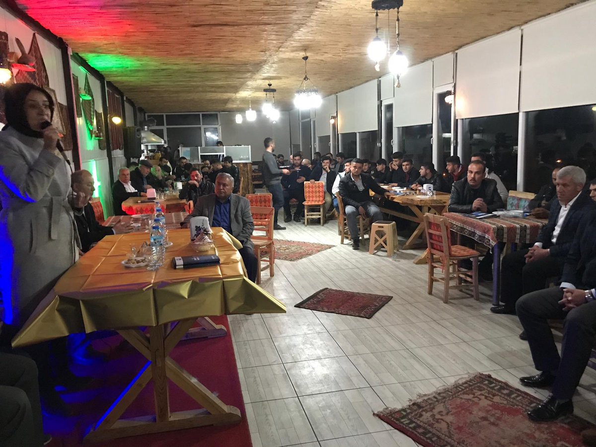 gulayaricigil's tweet photo. Beyşehir’de Selki’li hemşehrilerimize misafir olduk. İlgi ve alakalarından dolayı kendilerine teşekkür ediyorum. https://t.co/TFkwOmxa8i
