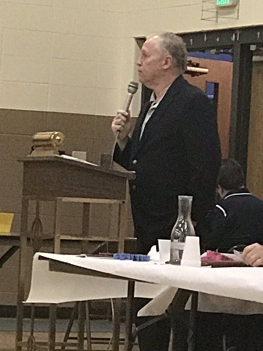 jhampt's tweet photo. @46Sports Basking in the wisdom and wit of the hall of famer Chuck Freeby!!! The Master of Ceremonies at the Saint Joseph Valley Athletic Officials Association Dinner. @SportsYakk https://t.co/FMg00eozbC