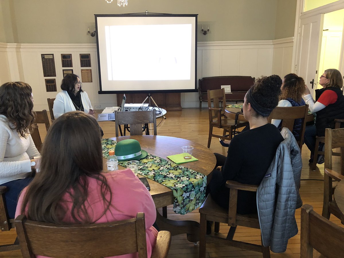 DrCaseyRockwell's tweet photo. Attending a fantastic Junior League of Little Rock training offered by Jamie Jones, partner at Friday Firm! Who knew contracts could be this entertaining! #bluesbrothers #jllr https://t.co/jnRV34b2xY
