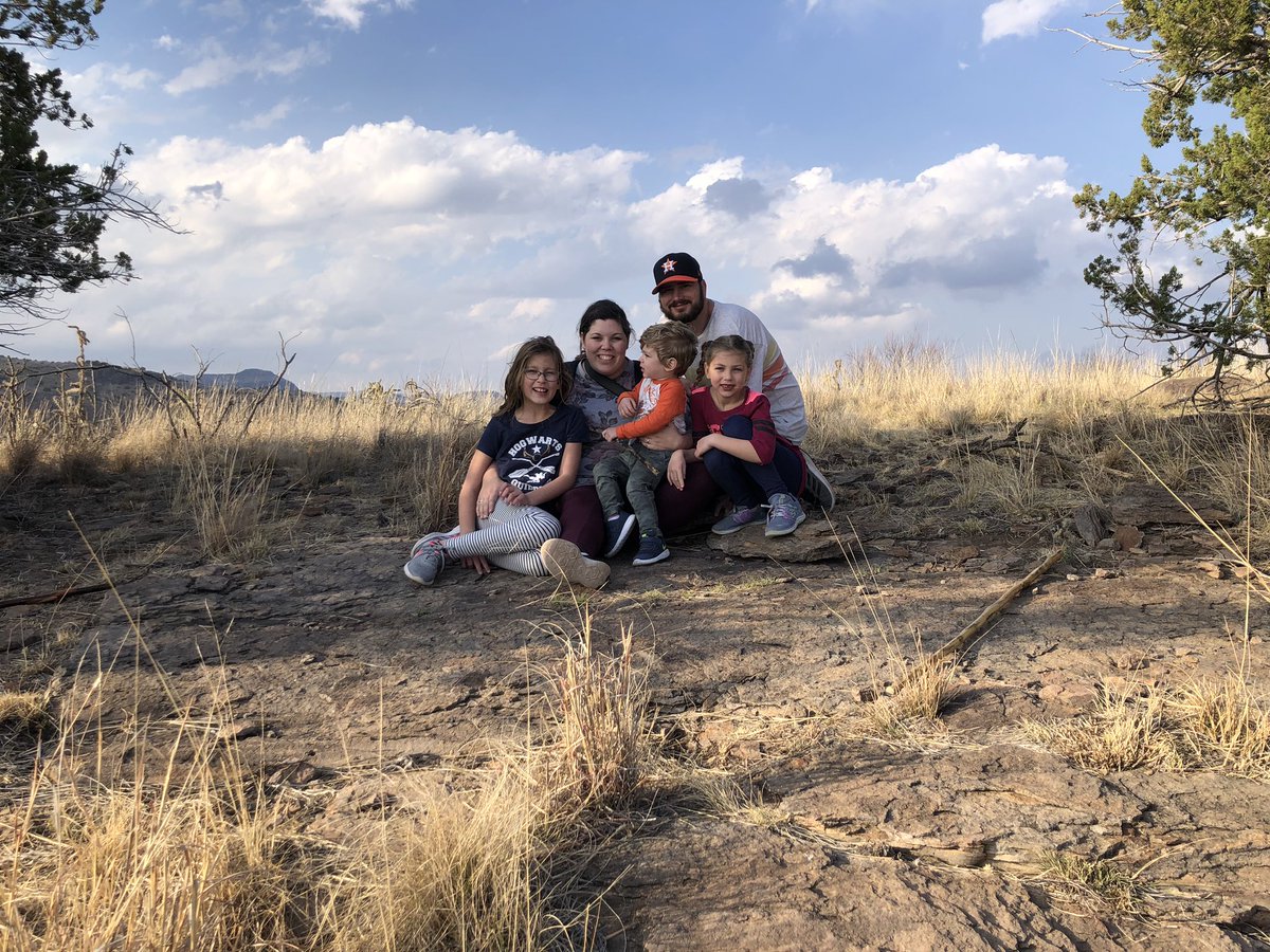 BaylorGirl2003's tweet photo. #HikeTheDavisMountains! #SchattleSpringBreak2019 @gwschattle281 @CSchattle @schattle3 https://t.co/mt8VosGbAM
