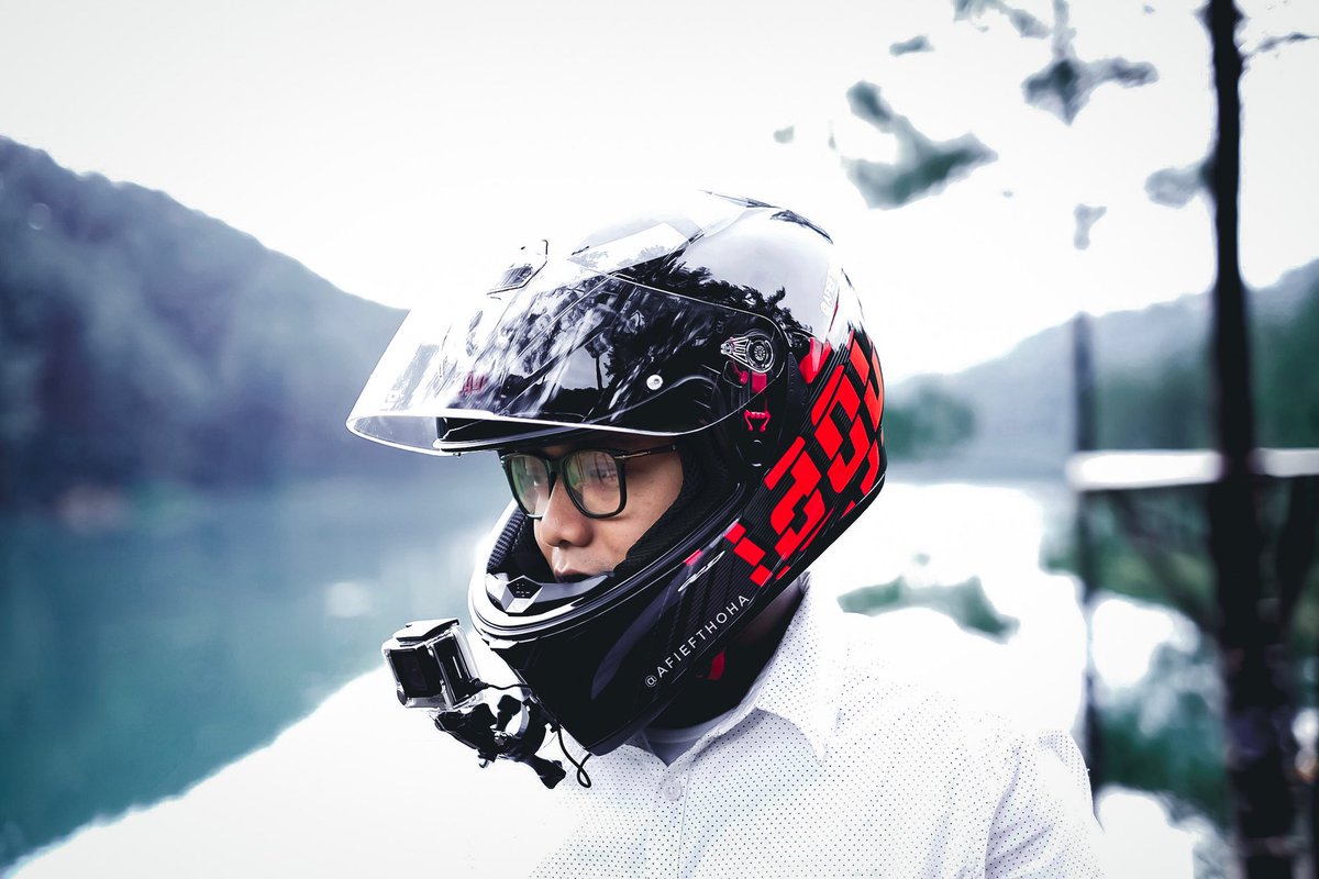 AfifThoha's tweet photo. Jadi tambah ganteng dan percaya diri 
#agv #agvhelmets #agvk3sv #agvmyth #agvk3svmyth #agvindonesia #agvlovers #agvloversindonesia #agvlovers_indonesia #ninja250fi #helmetindonesia #helmetlovers #helmetloversindonesia #helmetlovers_indonesia #galleryhelmetindonesia https://t.co/TOeFzqW3Iz