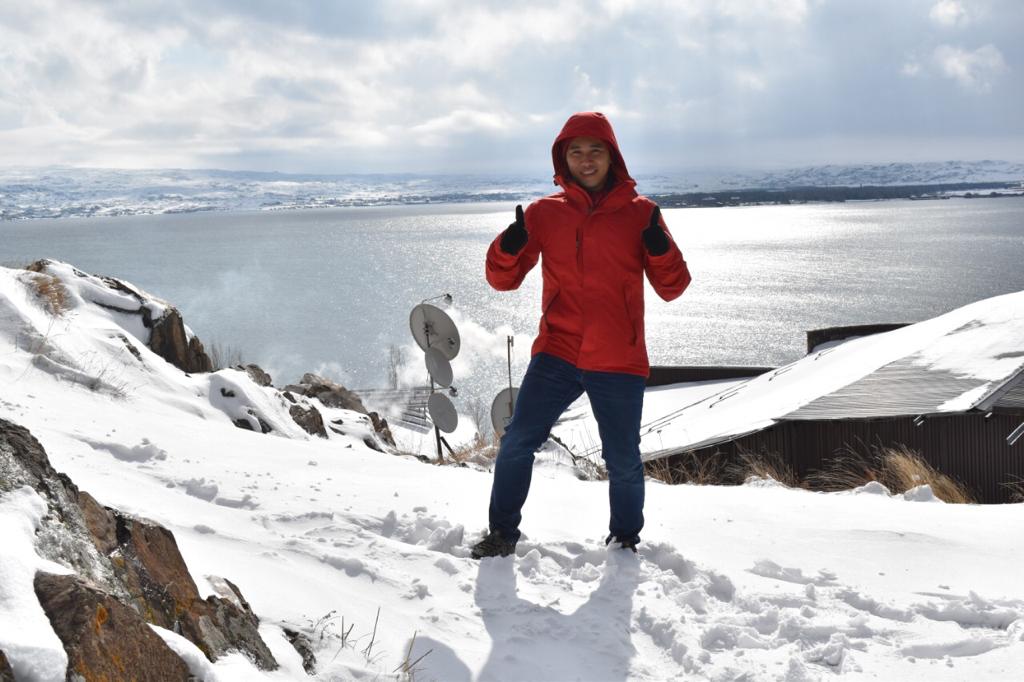 FTCB_AE's tweet photo. Good Morning from #Armenia ~
Sunny Day + Cold Wind + Snowy View = Refreshing Morning 😇🌨️🌞
#Travels #holidays #nature #happyclients #scenery #bestplaces #travelgoals #solotravel #Armenia #Georgia #europe #kabayan #traveler #fasttracktravel #solotraveler #tourism #snow https://t.co/aqUhN5Q3zR