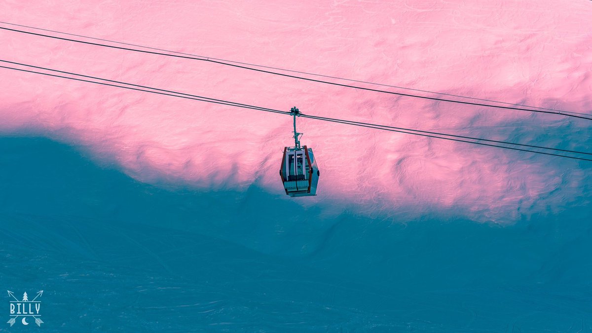 ❄️🤩Nothing burns like the cold in #Gudauri, #Georgia. 🇬🇪 🚡Enjoy!🙌🏻#mountainresortsofgeorgia