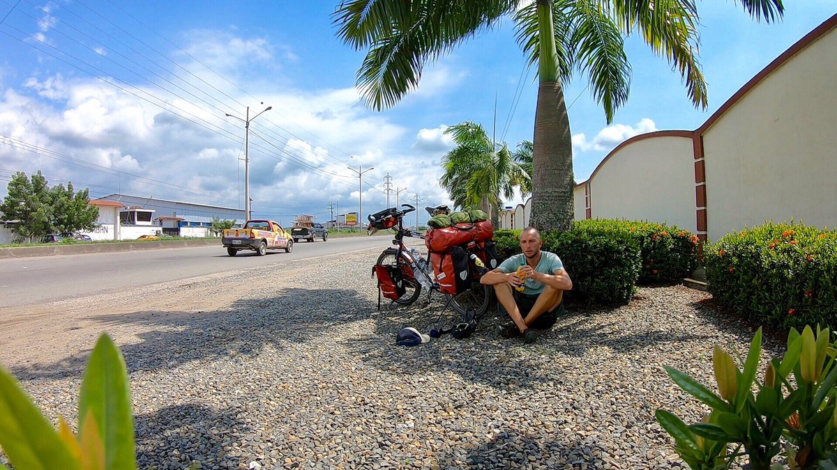 thomas2508's tweet photo. Edward aus Schottland, ein echter Überlebenskünstler!🙏🏼🤗💪🏼
#G9toAmerica #Tag166 #96km https://t.co/PTrV7yuFlO