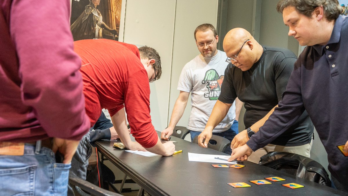 SundayNightMTG's tweet photo. A great first week of the spring modern season. Follow along https://t.co/JTAKWptc98 for all the updates and how the players rank by points through the 2019 year. Who will win each season for the chance at the 2019 league title? https://t.co/BMYvZJpVcw