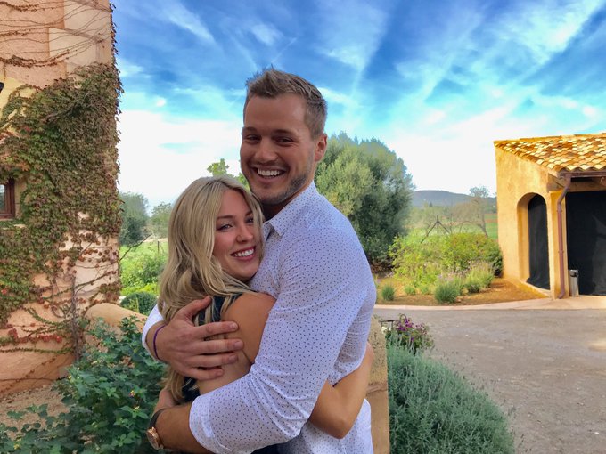 charityevent - Colton Underwood & Cassie Randolph - Updates - FAN Forum - Page 4 D1g58UoUcAAnHjF