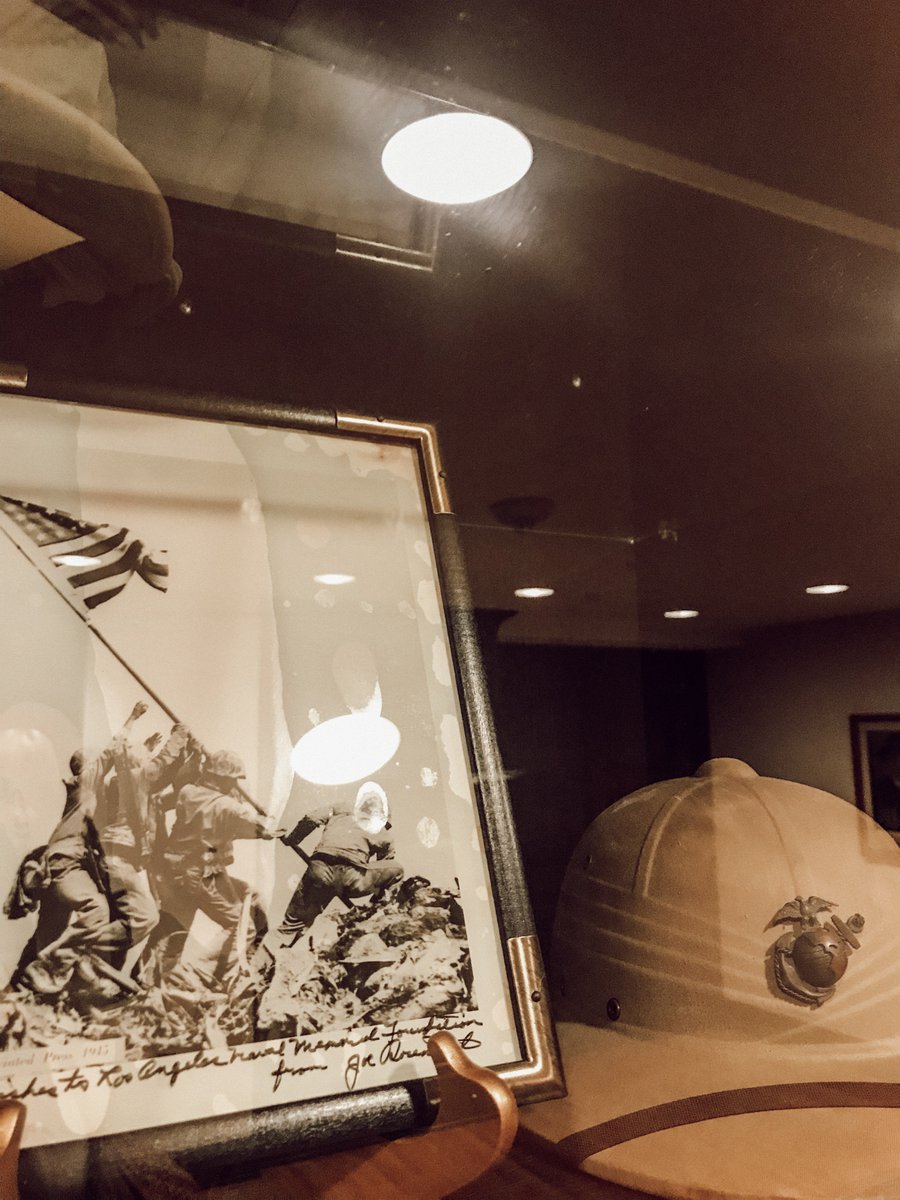 FIDM's tweet image. #FIDM&apos;s Student Veterans of America Chapter was recently invited by @LACoDMVA to tour the Bob Hope Patriotic Hall, located just blocks away from the #FIDMLA campus! Learn more about this historic building &amp;amp; the services they offer our veterans: bddy.me/2XWEW0L