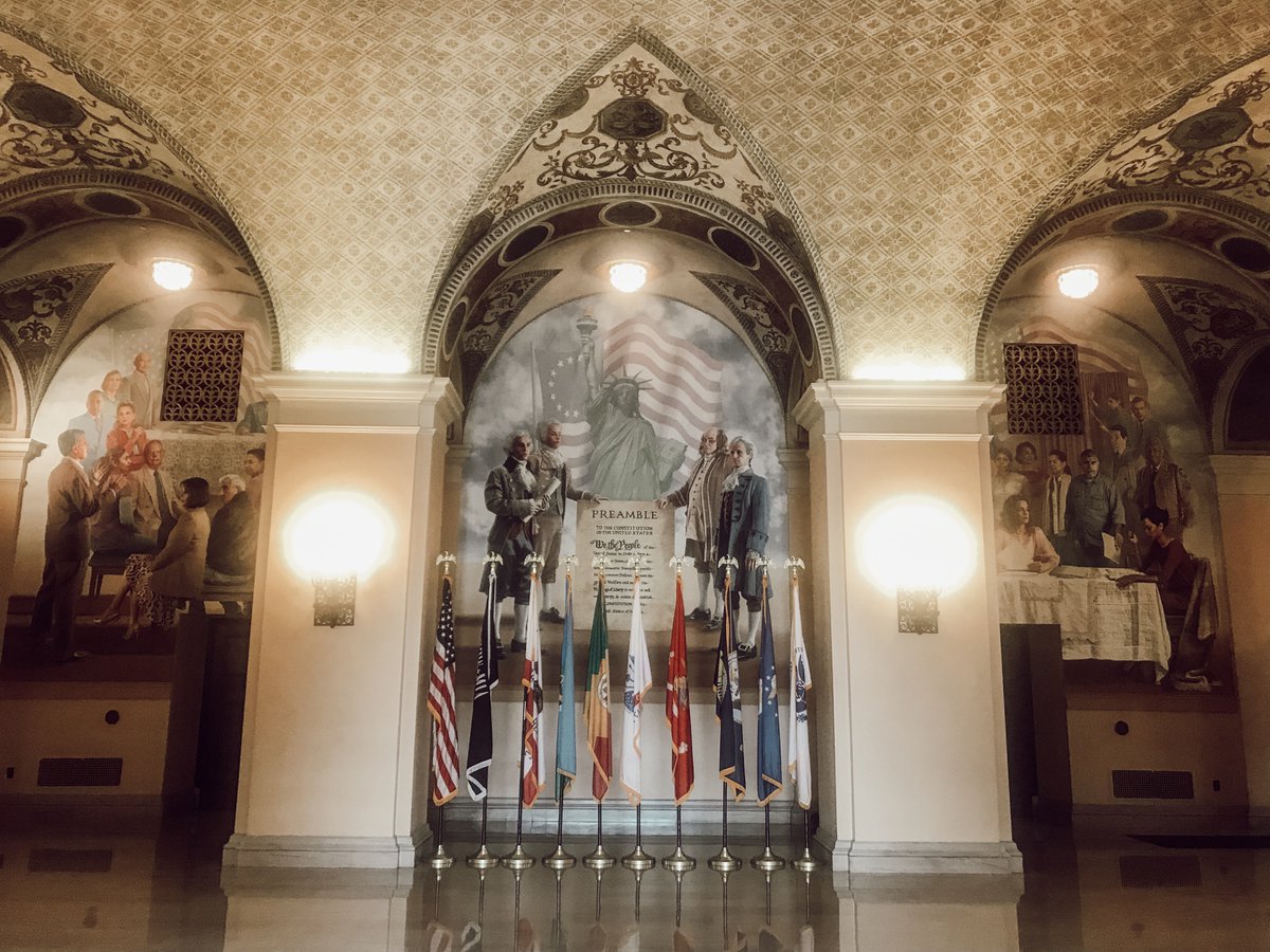 FIDM's tweet image. #FIDM&apos;s Student Veterans of America Chapter was recently invited by @LACoDMVA to tour the Bob Hope Patriotic Hall, located just blocks away from the #FIDMLA campus! Learn more about this historic building &amp;amp; the services they offer our veterans: bddy.me/2XWEW0L