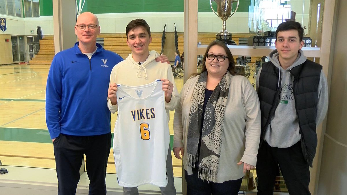 GameOnCHEK's tweet photo. 🚨 Broken by our sports team, @DiegoDMaffia has committed to the @uvicvikes for next season! 🚨 https://t.co/qruZ1DOzgx