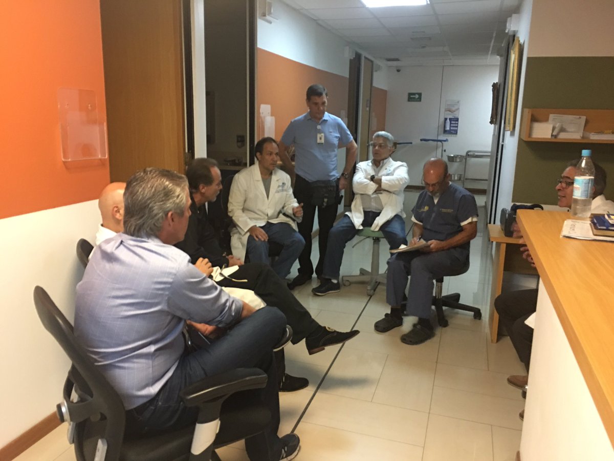 GSOS's tweet image. Servicio de Cirugía General del @cmdlatrinidad en plan de contingencia. El servicio eléctrico ya ha sido restituido en la institución. De seguir así, mañana seguimos con más normalidad. #apagon #LuzParaVenezuela