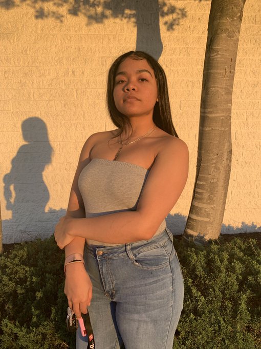 Janayah.’s pics and videos