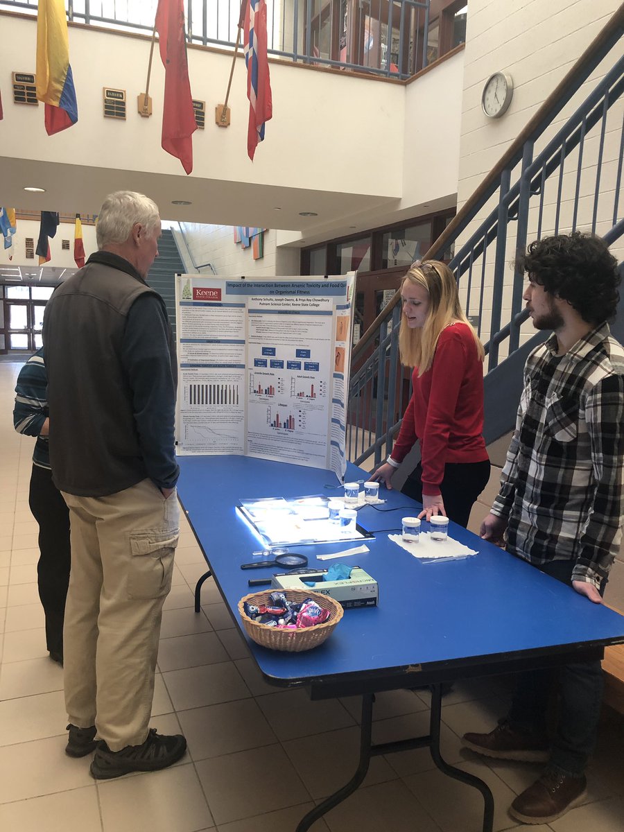RoyChowdhuryLab's tweet image. First Public Meeting as part of the @NIHSEPA grant explaining our research @RoyChowdhuryLab and the current Arsenic contamination in private well waters at Bow High School , NH @Anecdata @MDIBL @JoshStevens1210 #KSCBio