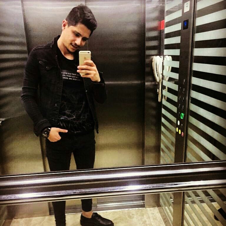 #newPhoto mevsim soğuk değil yokluğundaaa.... #yokluğunda