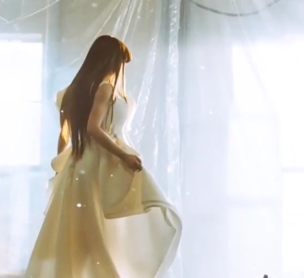 2NE1CRAVE's tweet image. while taking a similar prescription medication authorized for use by Korean standards. She is striving to overcome her illness, and hopes to return as a solo artist with courage despite her difficult times.“