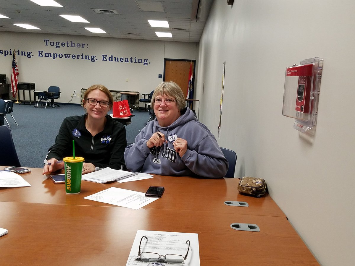 HawksRollback's tweet photo. Tonight the Hawks Rollback Waiver Steering Committee met to discuss our weekend plans to knock on doors, to meet our voters and residents, to share information and answer questions regarding the April 2 Hawks Rollback Waiver ballot measure. 
#VoteYesforKids
#hawksrollback 
✔☑ https://t.co/WgD39CHKfw