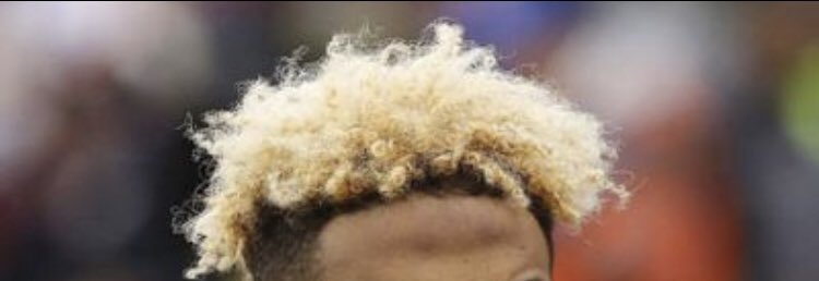 ClvlndK8's tweet image. #BoldPrediction Next Hot Hair Style Trend in CLE.... #Browns 😎🏈💋