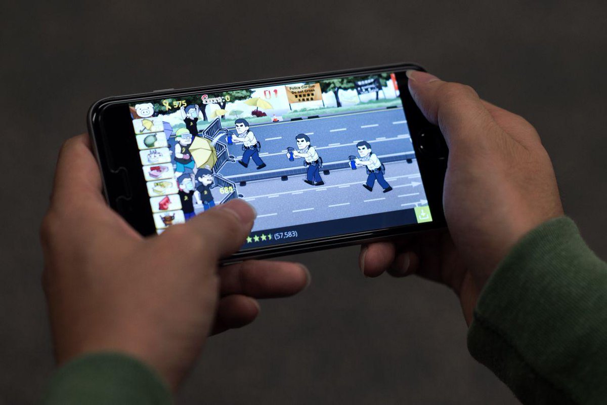 katimagaming's tweet photo. I have mixed feelings with this one but I guess employees must have taken it too far. 

Government employees playing games during office hours "punishable under law": Philippine agency
https://t.co/UQn7LcDKpT
Photo: AFP/Getty Images

#Philippines #gaming #workhours #KatimaGaming https://t.co/xOGVjgecg2