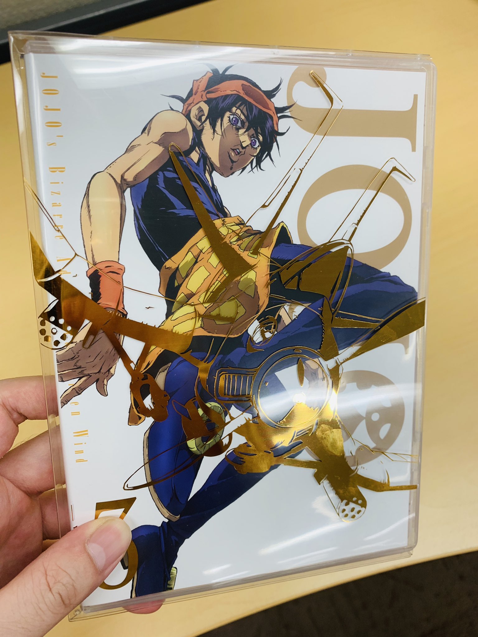 تويتر Tvアニメ ジョジョの奇妙な冒険 公式 على تويتر ジョジョの奇妙な冒険 黄金の風 Blu Ray Amp Dvd Vol 3 初回仕様版 本日発売 収録話数 9話 12話 ブックレットには設定資料他 ナランチャ ギルガ役 山下大輝 キャスティング協力 白川