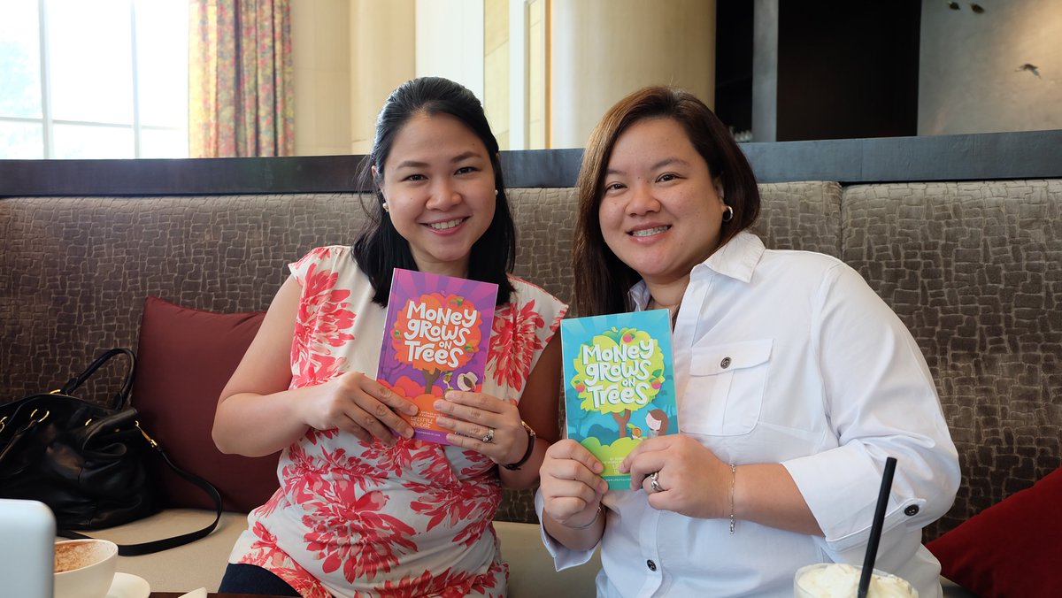 LifeUp101's tweet photo. 💻Online Shop: https:https://t.co/aVgYd2m2ie
🛒Amazon Kindle Store
I Wish They Taught Money in School: https://t.co/32yyFfywyB
Money Grows On Trees: https://t.co/HHYbYzZ4b9

#LifeUp101 #IWishTheyTaughtMoneyInSchool #MoneyGrowsOnTrees #FinancialManagement https://t.co/1T7IT9E9c8