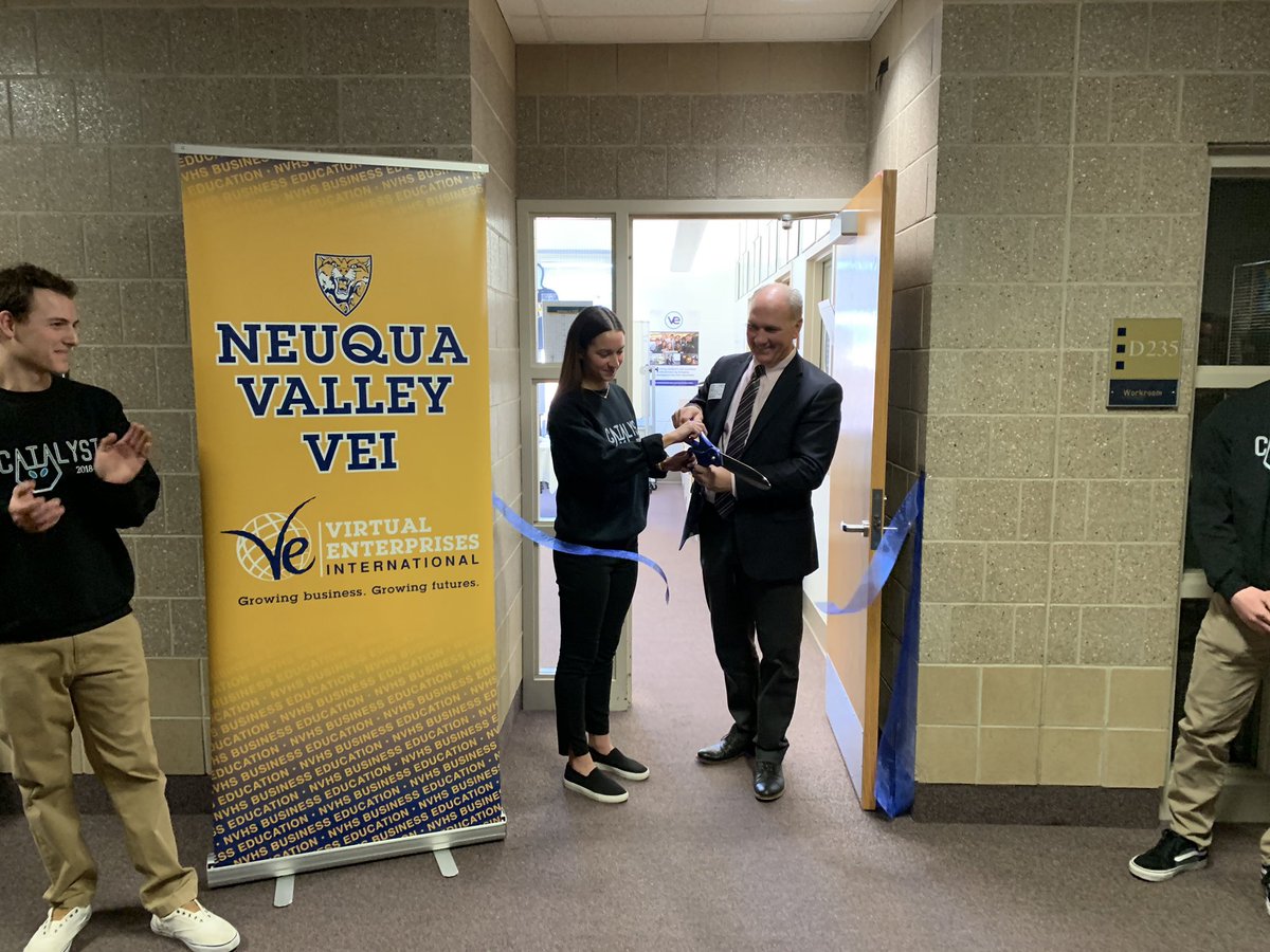 catalystvei's tweet image. Thank you to Mayor Chirico for coming to Catalyst’s re-opening today!