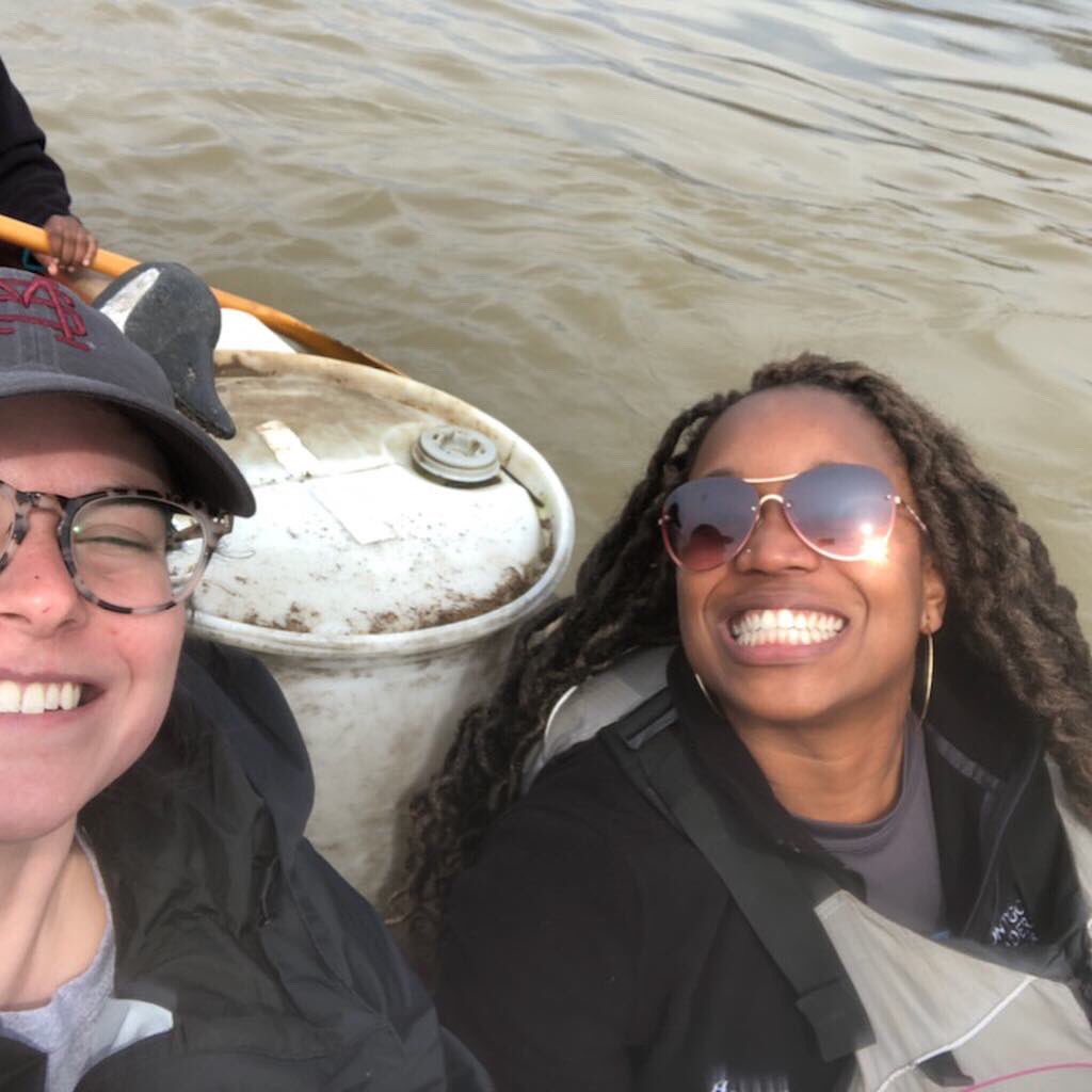 MaroonVolunteer's tweet image. Day 3 of the Mississippi Delta Alternative Spring Break features a canoe trip with Quapaw Canoe Company and a River Cleanup service project with 1Mississippi.org. #msuasb2019 #alternativebreaks #mississippidelta