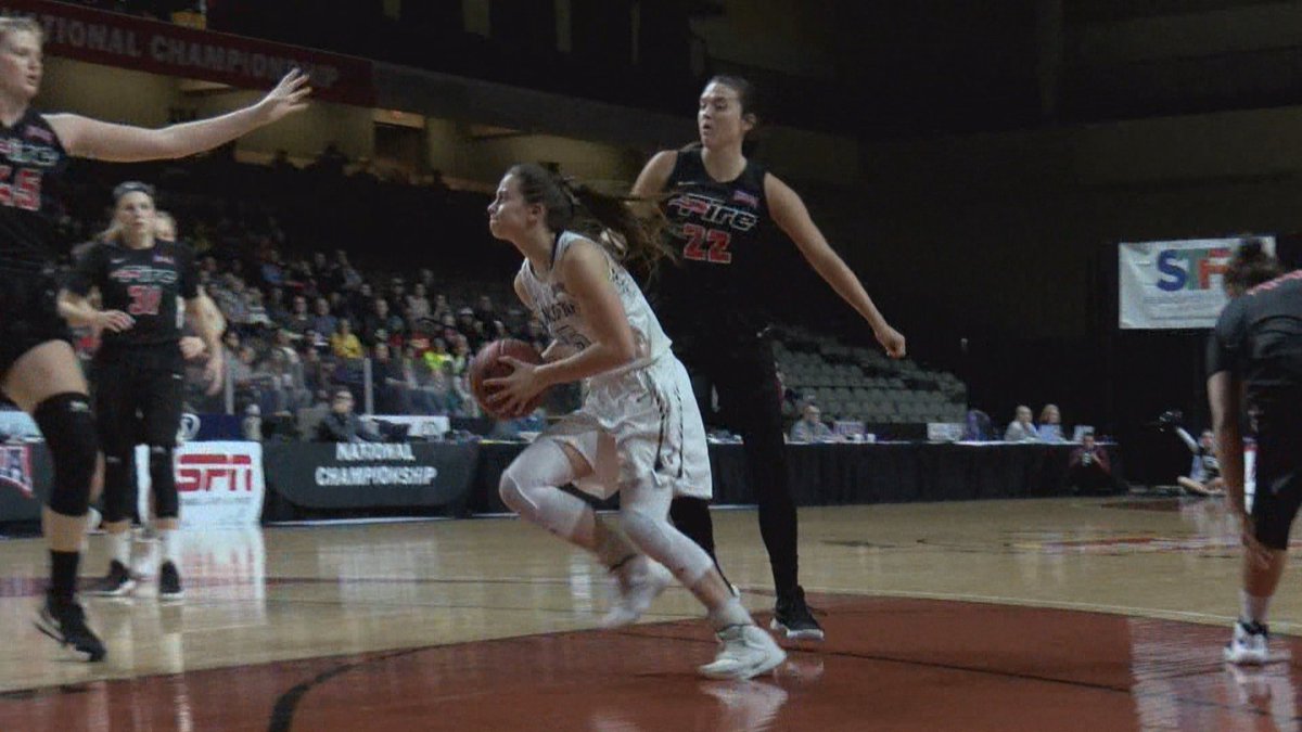 CONCORDIA CROWNED CHAMPS: Top-ranked <a href="/CUNEwbb/">Concordia-NE WBB</a> earned its FIRST national title after taking down No.2 Southeastern 67-59. bit.ly/2F6rQ9u