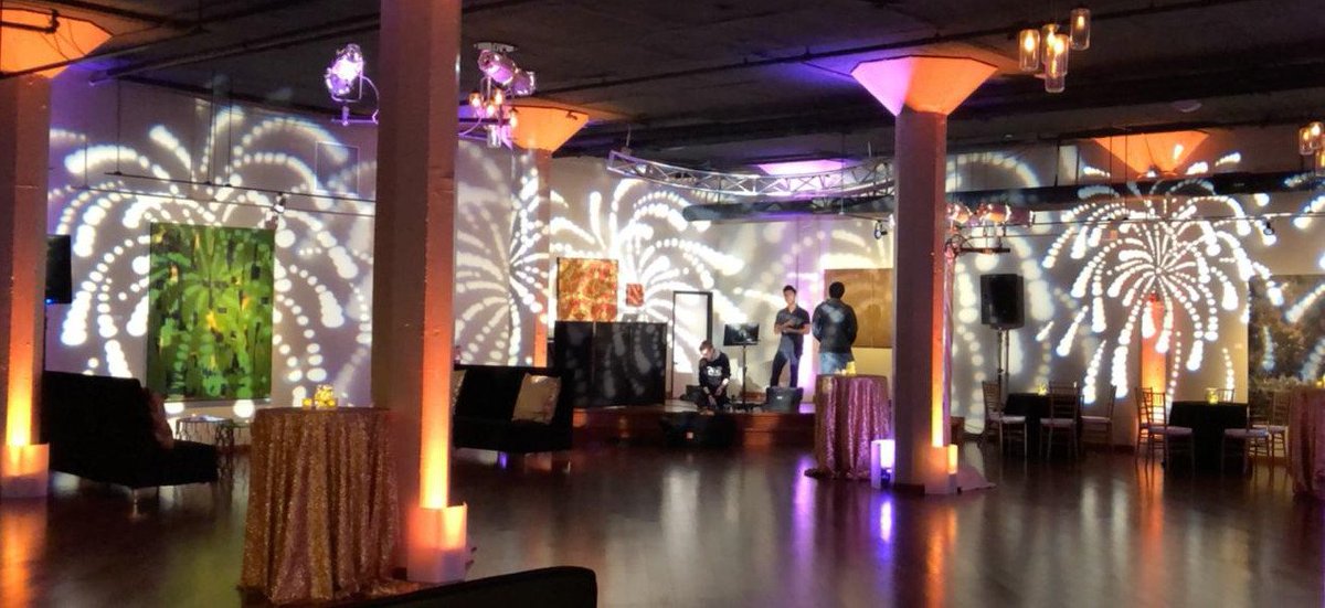 ImpactLAV's tweet image. The safest way to see fireworks up close!

#indoorlighting #eventpros #lightingprofs

Photo taken at Terra Gallery in SF