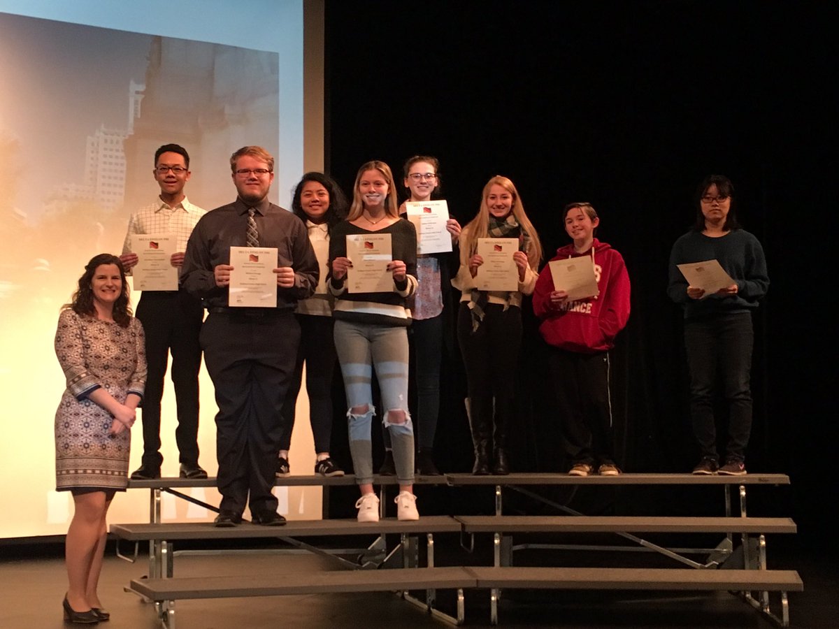 HEHSGerman's tweet photo. Herzlichen Glückwünsche!  Congrats to the new inductees of Delta Epsilon Phi, the German National Honor Society. https://t.co/RrWJtafxIJ