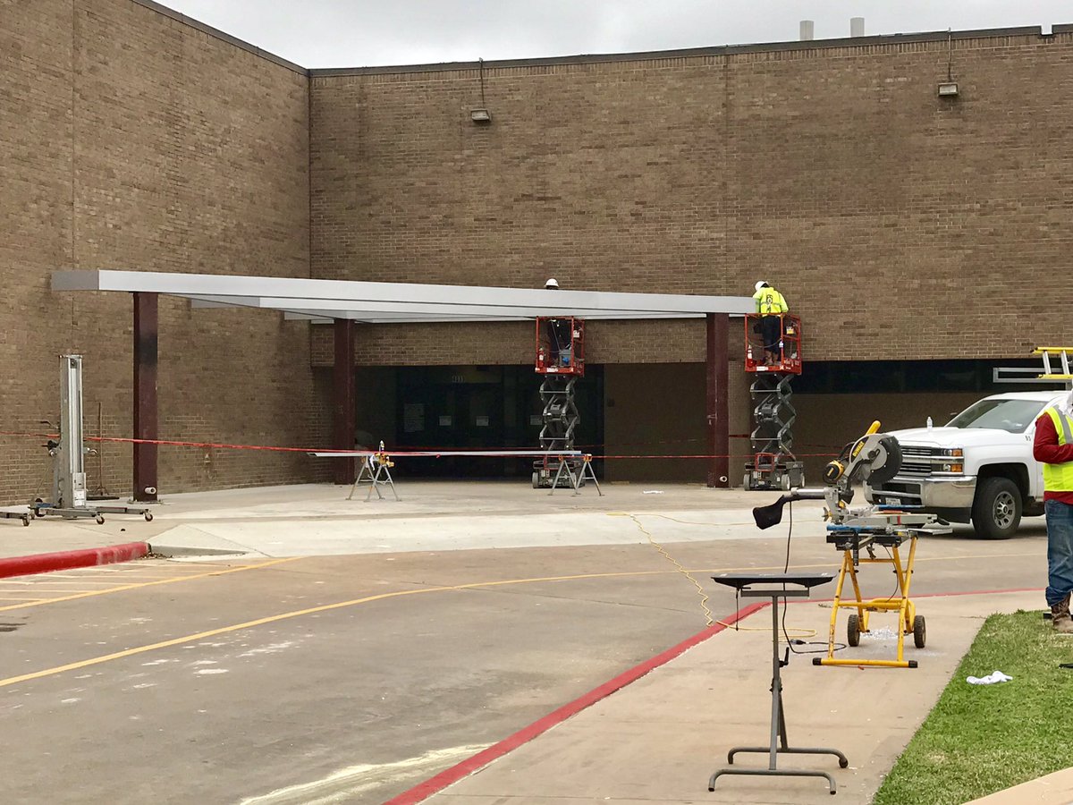 While our Teachers and Scholars are on Spring Break...There is no break <a href="/WellsWolverines/">Edwin M. Wells Middle School</a> , our facility renovations and upgrades are in full swing thanks to the Bond Package! #believeinspring #wewinasateam #liftyear #change2transformation #wolverinenation #springbreak2019