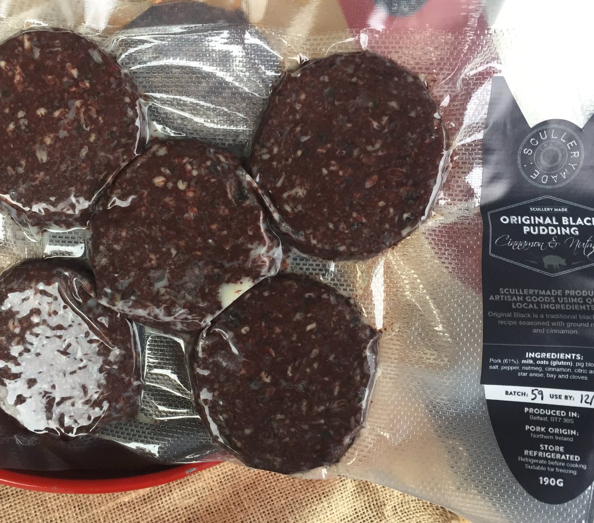 InnsCrossMarket's tweet photo. Foodies in the know 🖤 @SculleryMade original black pudding. You can try and buy, or simply re-stock at our next monthly market on Sat 6th April, 10am-2pm. 😉

#innsmarket https://t.co/w6uMr0y4wo