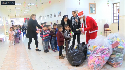 aid_iraq's tweet photo. AAS-Iraq distributes Christmas gifts and participates in the Children's joy in the Nineveh Plain

الجمعية الآشورية الخيرية_العراق توزع هدايا أعياد الميلاد ورأس السنة الميلادية الجديدة وتشارك الأطفال فرحتهم https://t.co/kiTG9mrYKx
