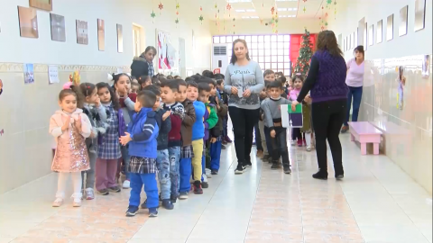 aid_iraq's tweet photo. AAS-Iraq distributes Christmas gifts and participates in the Children's joy in the Nineveh Plain

الجمعية الآشورية الخيرية_العراق توزع هدايا أعياد الميلاد ورأس السنة الميلادية الجديدة وتشارك الأطفال فرحتهم https://t.co/kiTG9mrYKx