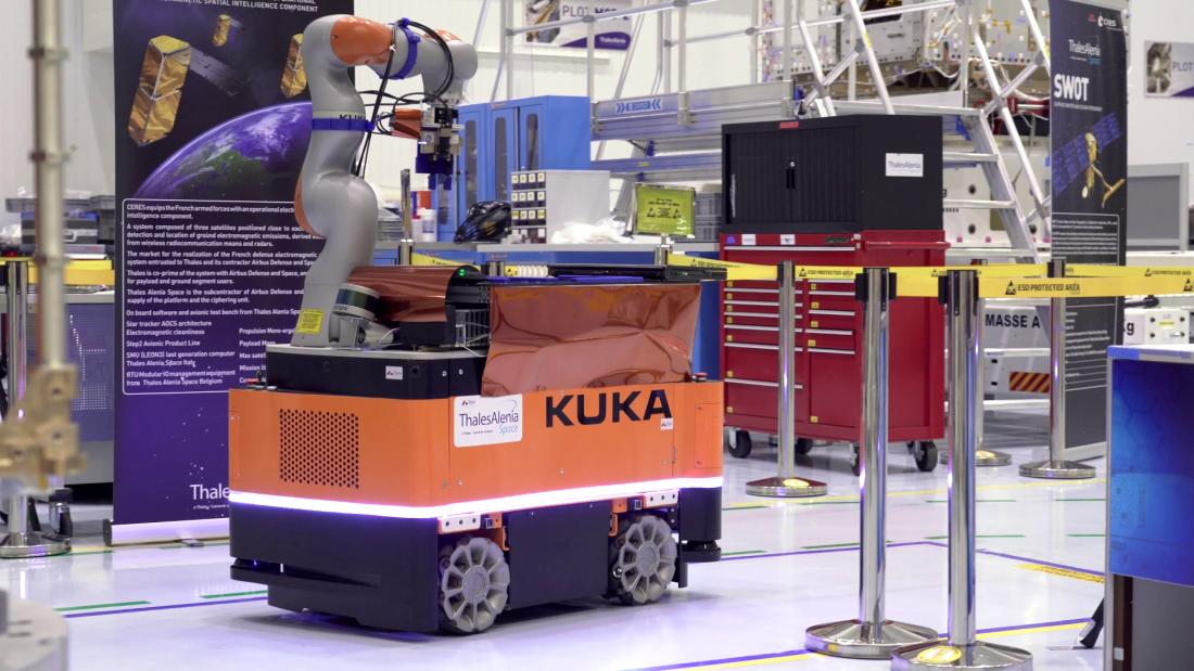 Thales_Alenia_S's tweet image. #ColRobot: putting #collaborative robotics to the test! thls.co/pFEJ30o1Ao8 #DigitalTransformation #H2020