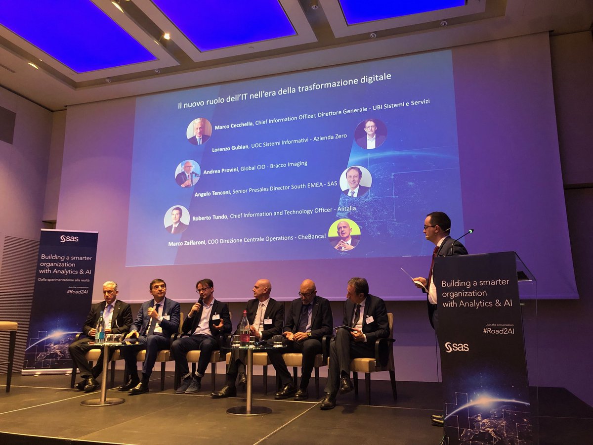 È il momento della #CIO Roundtable. Un interessante confronto sul nuovo ruolo dell’IT nell’era della #DigitalTransformation #Road2AI #analytics