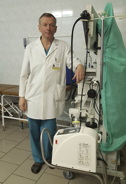 Заведующий эндоскопии. Климов заведующий отделением эндоскопии. Заведующий эндоскопическим отделением в областной больнице. Эндоскопическое отделение 15 больницы. Фотосессия врача эндоскописта.