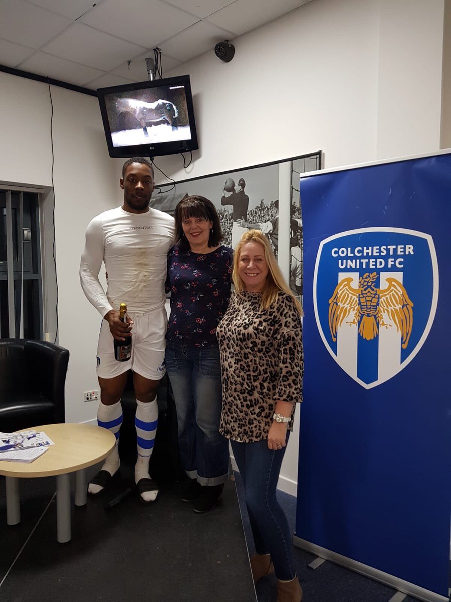 RomanCoaches's tweet photo. Not the result we wanted - but did get to choose #TMOTM ....
@R_Jacko πππ Well done Ryan !!! β½οΈ
#TheChoiceWasARomanOne βΊοΈ https://t.co/lyNI4Iz6ZY