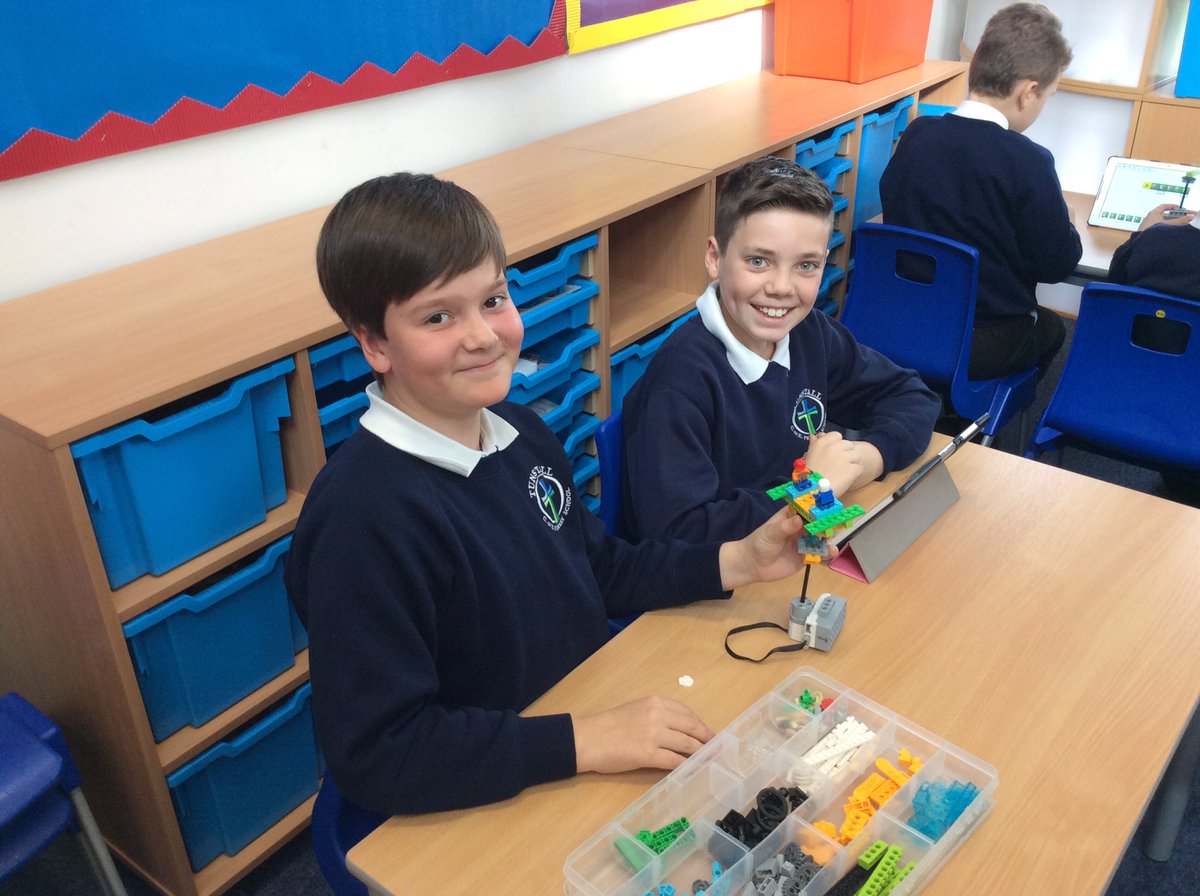 TunstallPrimary's tweet photo. STEM workshops with @Legoworkshops . Thanks to @PtaTunstall for funding this - really engaged children! https://t.co/jUqdFHRUwK
