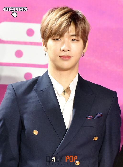 With Kang Daniel Thailand tweet media