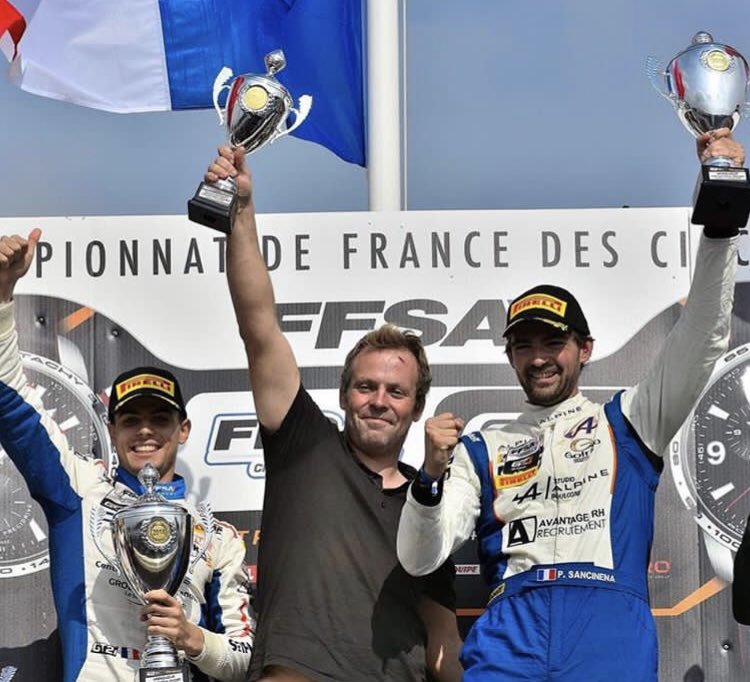 AVANTAGERH's tweet photo. La saison est lancée! La tél AVANTAGE RH souhaite une belle aventure à son pilote préféré @PierreSancinena qui se lance à l’assaut du championnat @gt4series. Go Pierre! https://t.co/a4YRRlevKa