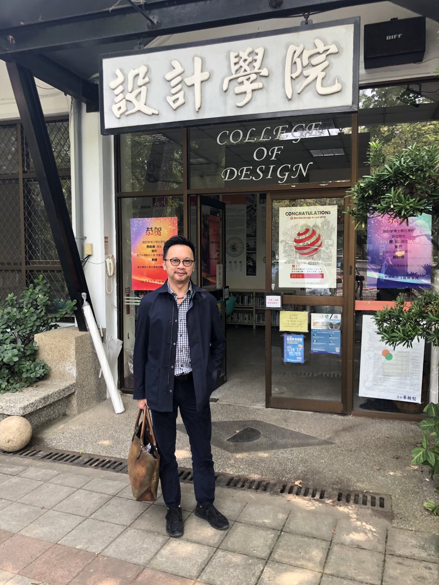 ab_concept_'s tweet photo. Maestro Ed Ng preparing for his lecture at Zhongyuan University in #Taiwan 

#interiordecorating #Interior_Design #interiorismo #interiordesign #interiordesigner https://t.co/f4qz6DlcTI