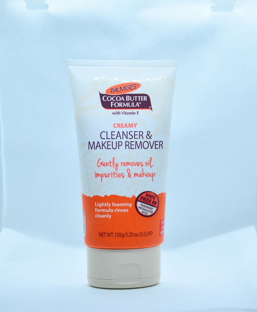 KePalmers's tweet photo. Q: I have acne. Can I still wear makeup?
A: Of course. It's fine to wear makeup if you have acne. Just be sure to choose noncomedogenic products that won't clog pores.
#choosewhatsreal #showyourskinsomelove
#WednesdayWisdom https://t.co/1woYPQpIhQ