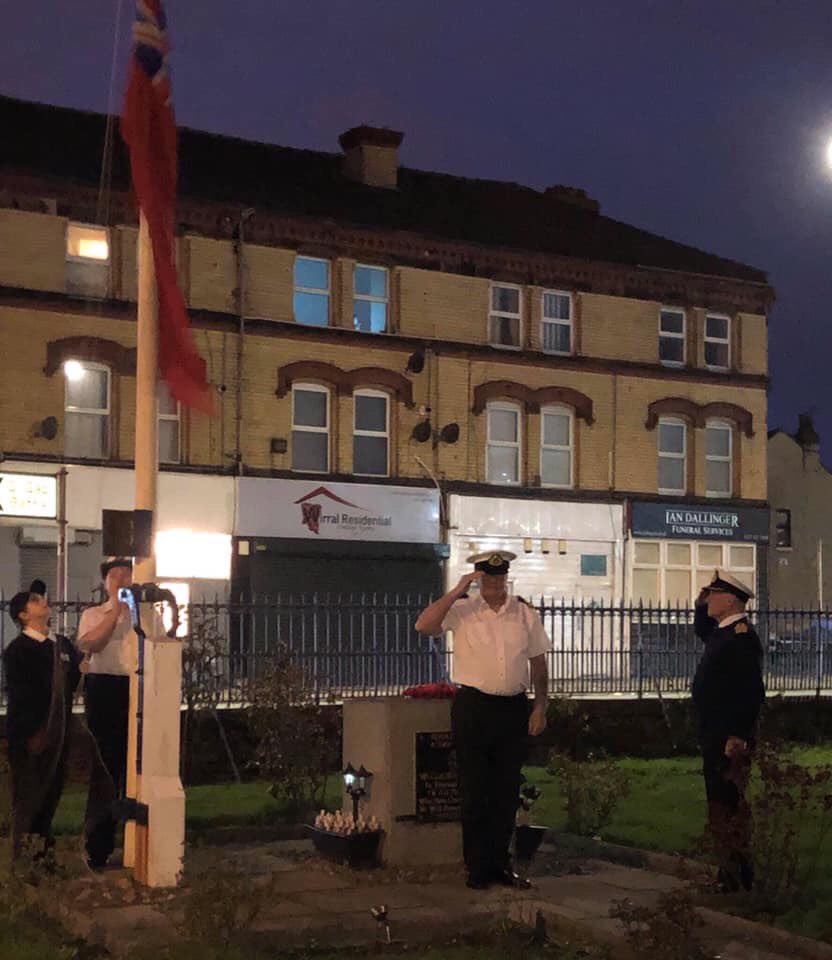 Last night Wallasey Unit had a visit from the Captain of the Maritime Cadets Association. 

During his visit he presented some of the cadets with their water safety certificates and in return the cadets made some tasty cocktails!

#BetterTogether 
@WallaseyMCA <a href="/WIRRALGLOBENEWS/">Wirral Globe</a>