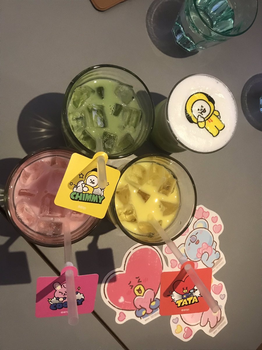 Kijitora796's tweet photo. BT21カフェ💜 https://t.co/54900UzpJz