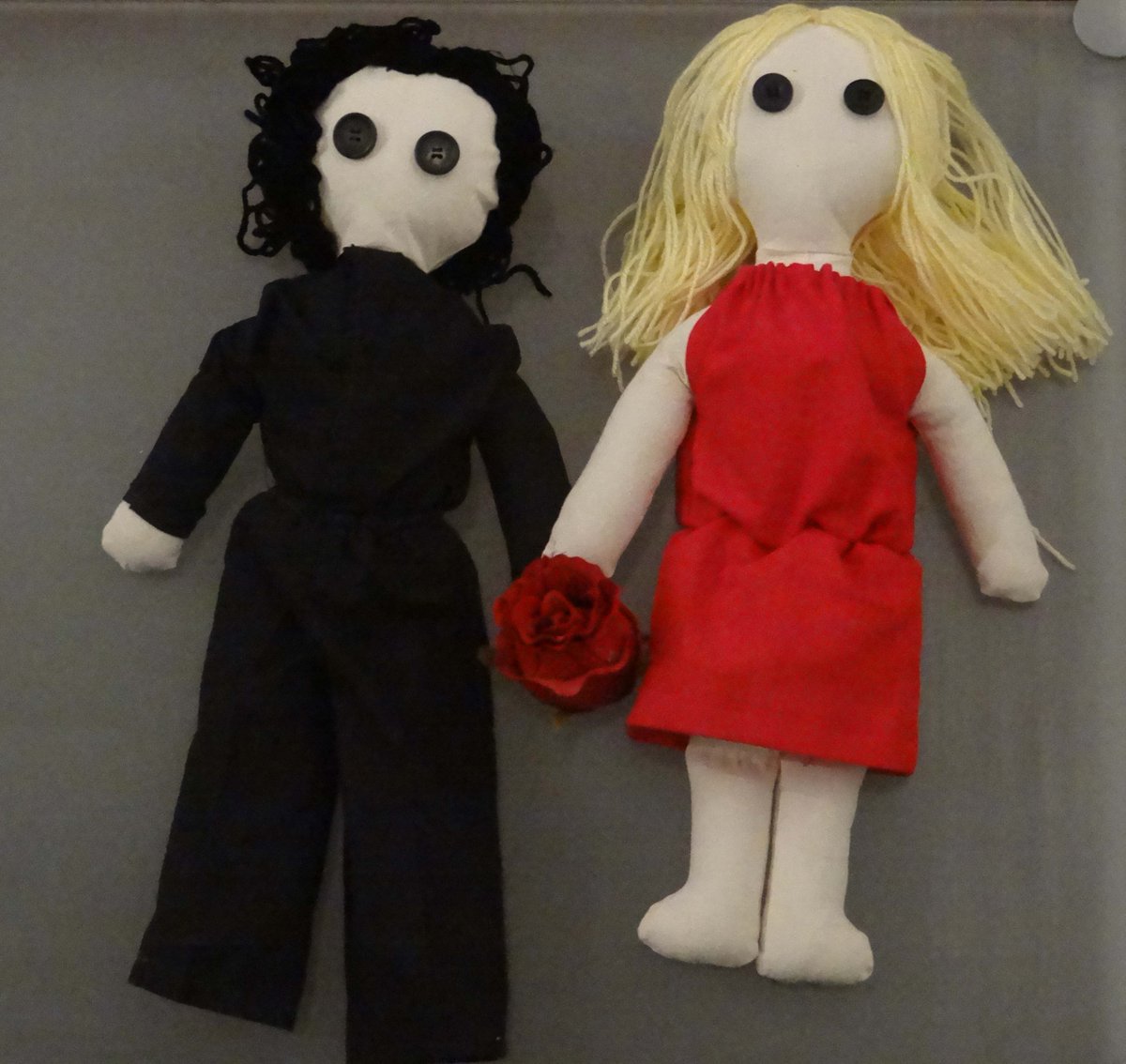 Chers amis, n'oubliez pas nos prochains rendez-vous de la semaine : 
 * jeudi 14/03 à la Maison des associations de #Freymingmerlebach à 19h15
 * dimanche 17/03 à l'#Aérogare #stationLothaire de #Metz à 17h30
 Pour le #festivalMIGRATIONS!!!! à bientôt donc...