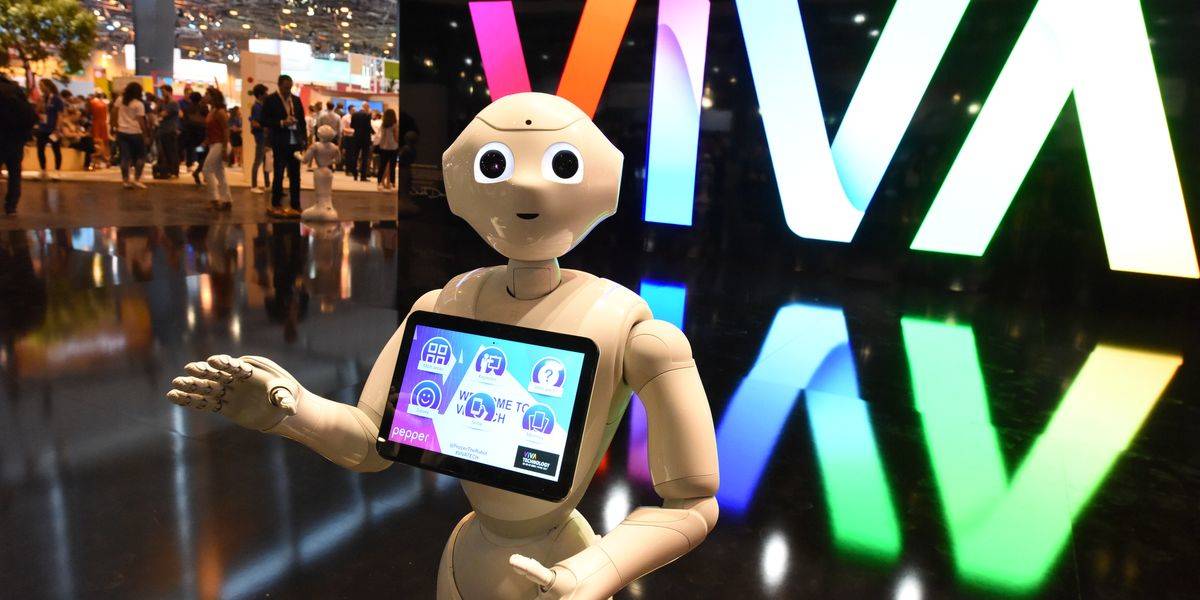 [Appel à manifestation d'intérêt] La Région <a href="/auvergnerhalpes/">Auvergne-Rhône-Alpes</a> recrute 20 #startups pour le prochain salon <a href="/VivaTech/">Viva Technology</a>, vitrine européenne des nouvelles #technologies du #numérique. Infos et candidatures : bit.ly/2Hiv4cf  #VivaTech