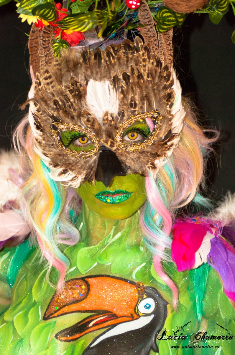 ANIMACIONALIA's tweet photo. #bodypainting #fantasia #colores #glitter #chunkyglitters #chunkyglitters #colores #colours #bodyartist #kids #pinturacorporal #makeupmalaga #mua #malaga #makeup #makeupartist #ifa #alicante #jesalextetic #natura #naturaleza #olw
Lentillas @cc_lenses #luciachamorro #MAKEUP https://t.co/z1p4VrTWOK
