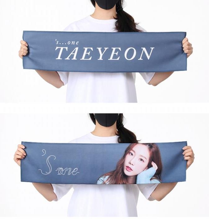 GGGoods's tweet image. Check out the actual previews of some of the Taeyeon 's…one Official Concert Goods and don't forget to pre-order them at girlsgenerationgoods.ecwid.com/Taeyeon-s%E2%8…!