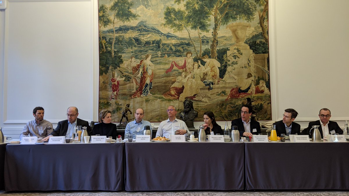 PierreTran's tweet image. #CPIB2B Ce matin débat #IA avec 
Stéphane Rion @TeradataFrance, 
Patrick Darmon @AccentureFrance,
@OliviaFaucheux @Oracle_France, 
avier Michallet @Soitec,
@cpib2b, 
Mouchara Labidi @Econocom_fr, @shadinger @AWSFrance,  Gabriel Ferreira @PureStorageFR.
Nicolas Roger @EquinixFR